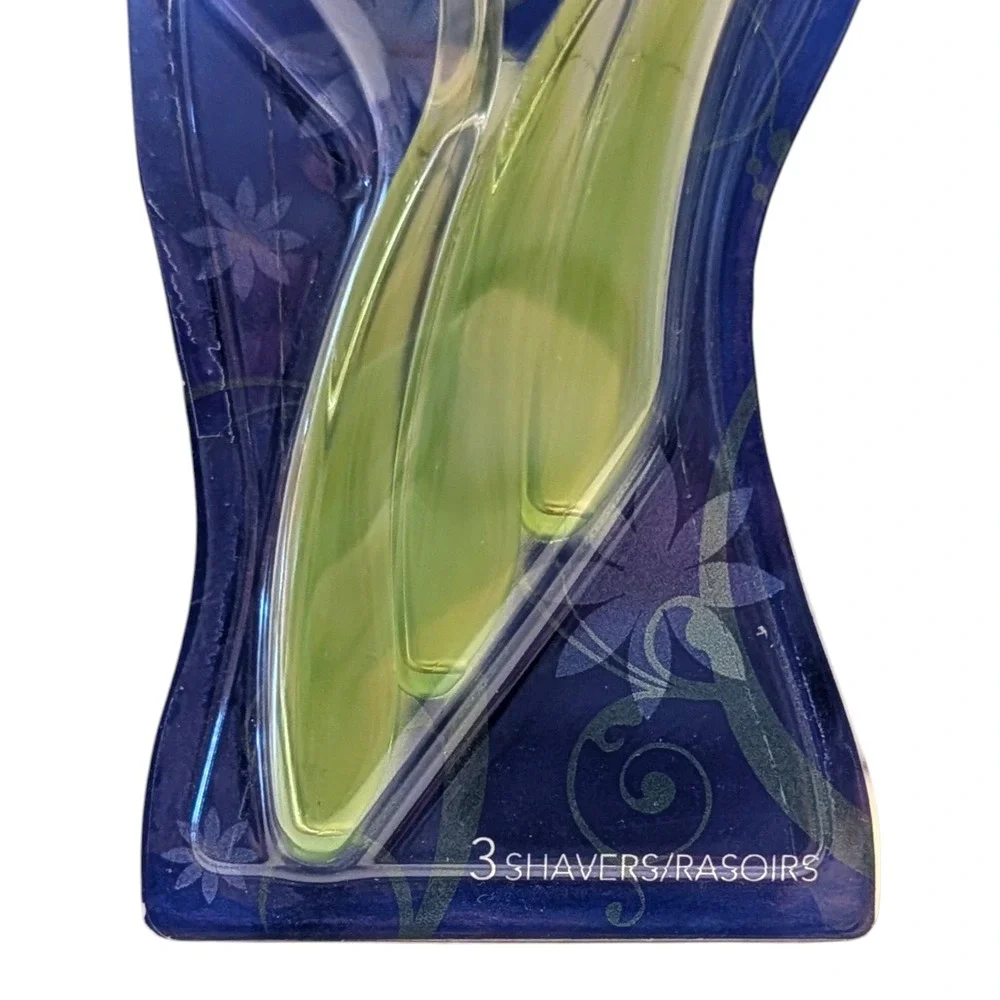 Noxzema Bikini Shave & Trim 3 Disposable Razors with Shea Butter‎ Green